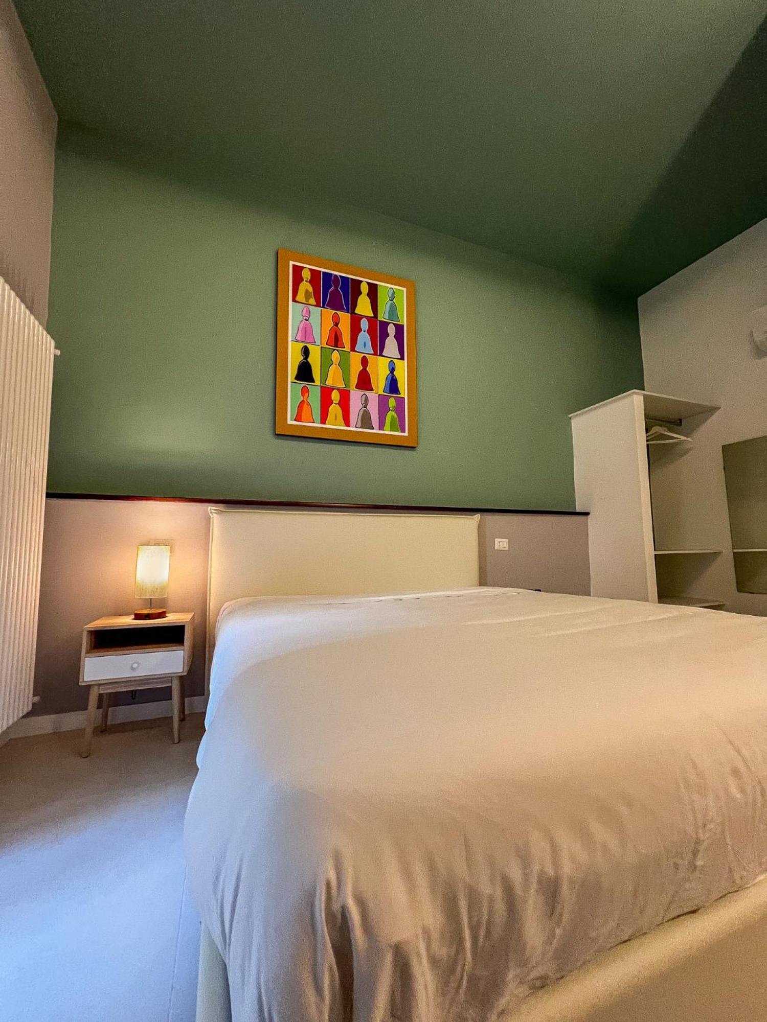 Bed & Breakfast Spaccanapoli 56 المظهر الخارجي الصورة
